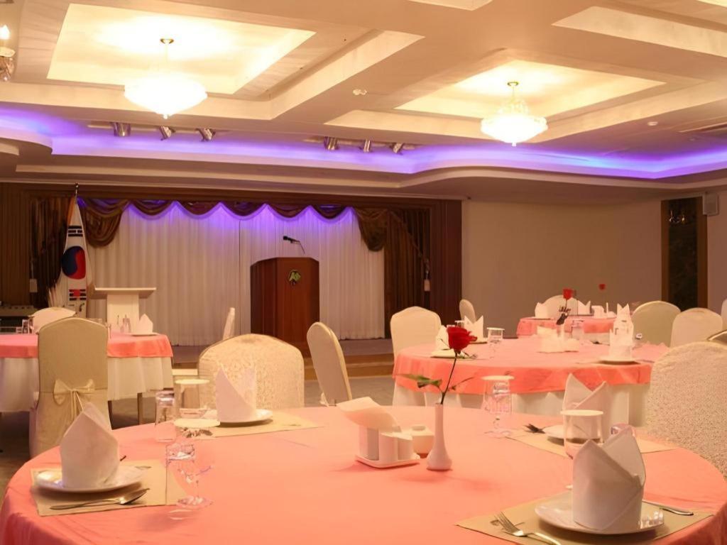 Korea Tourist Hotel Сувон Екстериор снимка