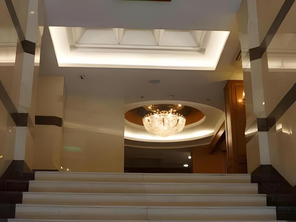 Korea Tourist Hotel Сувон Екстериор снимка